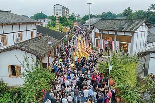 萨拉赫本场比赛数据：1关键传球1错失重要机会，评分6.7